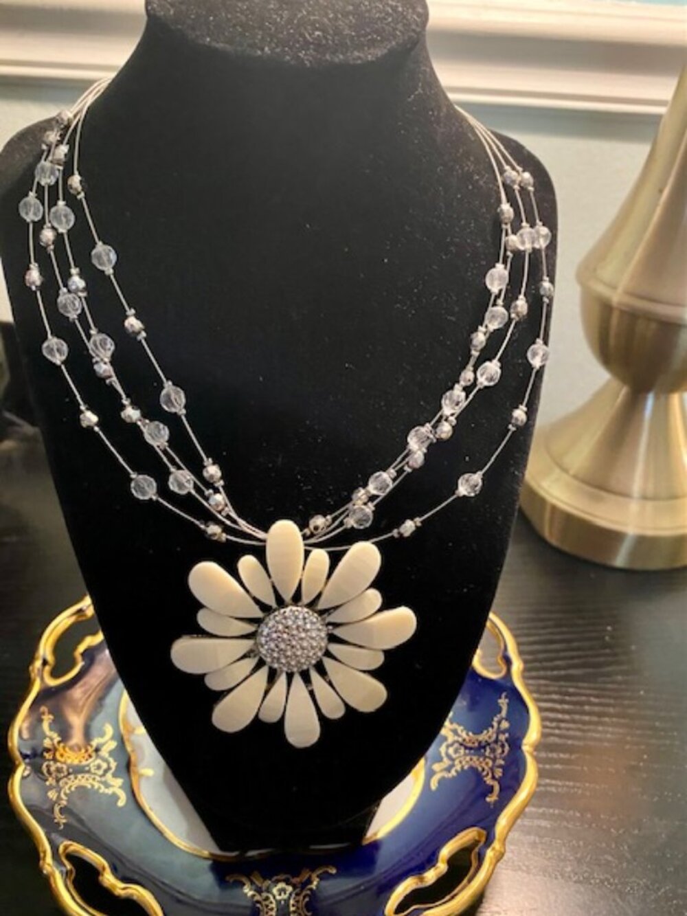Pretty Flower Necklace